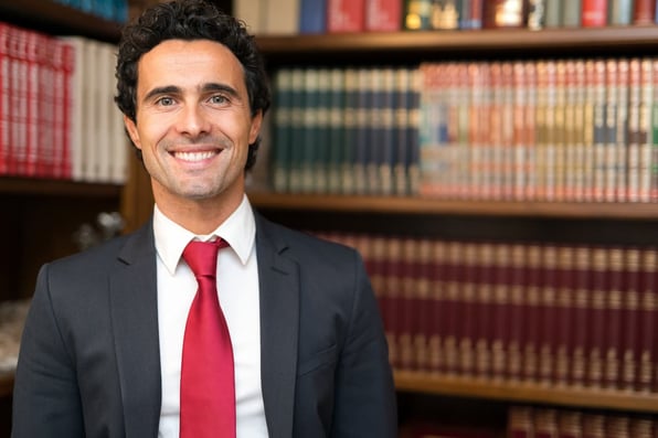 Pourquoi opter pour un Executive Master en Finance, Fiscalité et Droit des Affaires